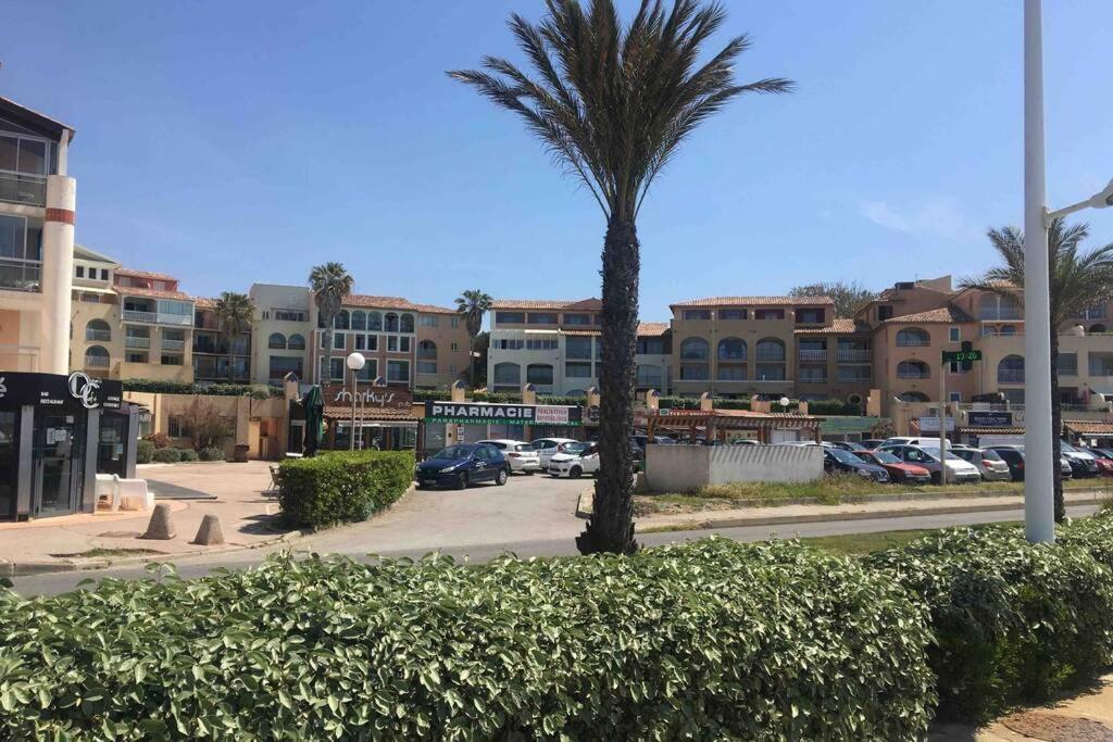 Appartement T2 Avec Piscine A 100 M De La Plage Сис-Фур-Ле-Пляж Экстерьер фото
