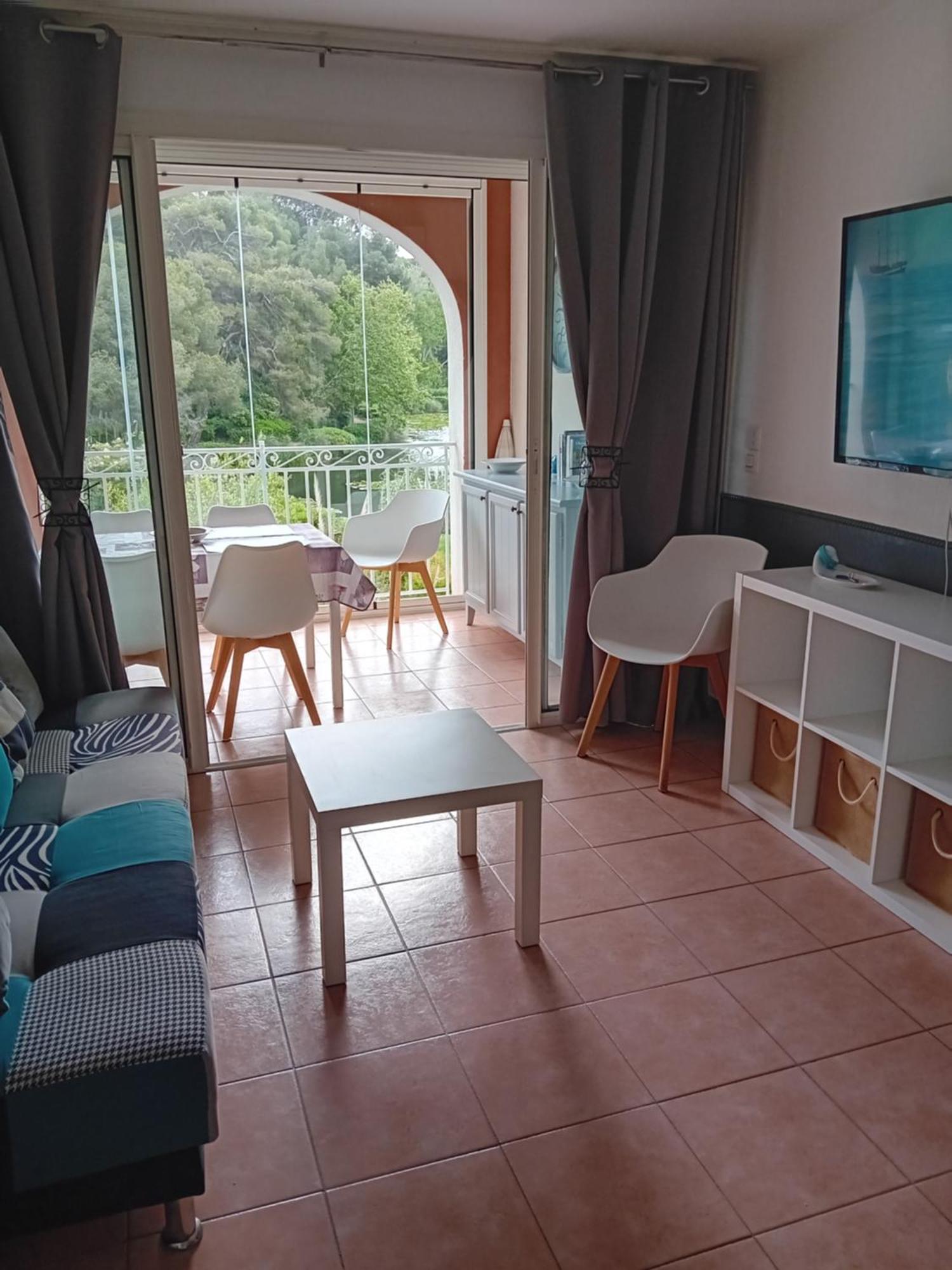 Appartement T2 Avec Piscine A 100 M De La Plage Сис-Фур-Ле-Пляж Экстерьер фото