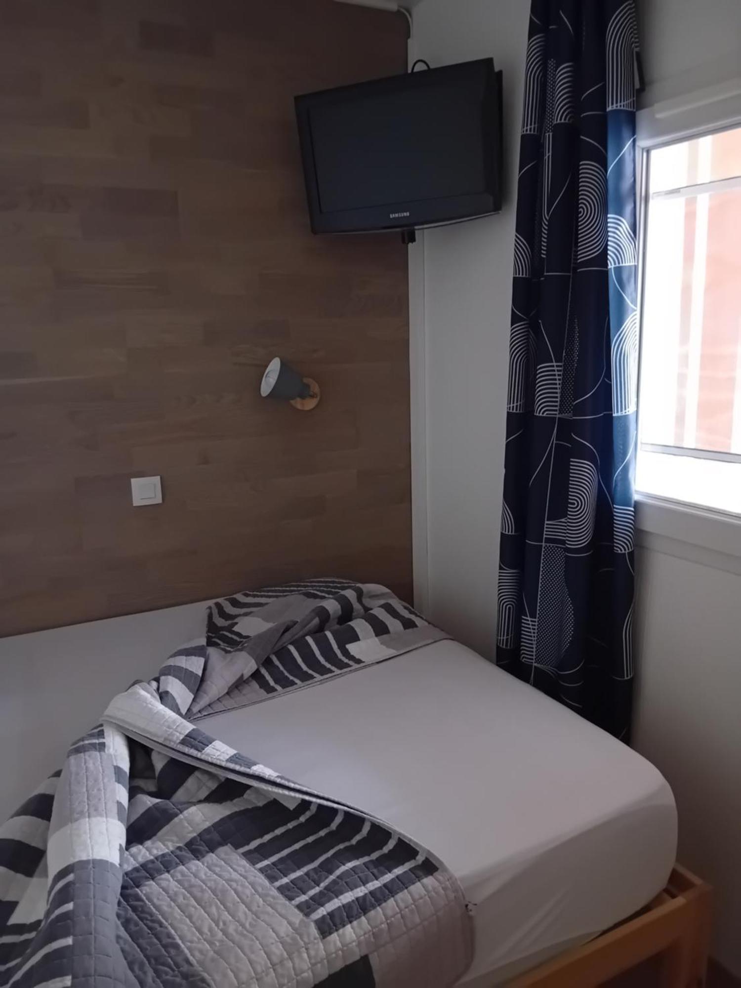 Appartement T2 Avec Piscine A 100 M De La Plage Сис-Фур-Ле-Пляж Экстерьер фото